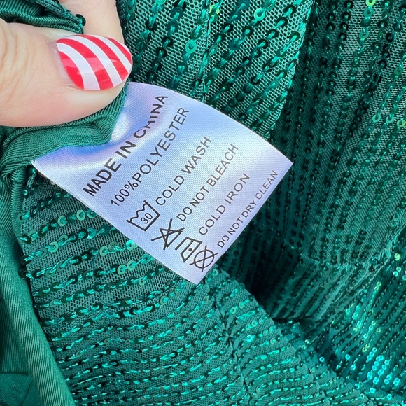 Ivy City Co Green Sequin Dress - Picture 3 of 5